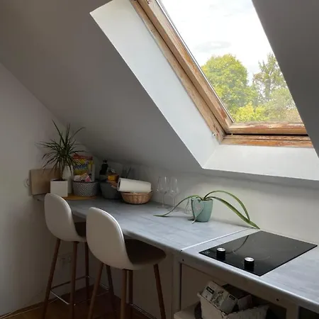 Szilvia Haz Penzion Balatonakarattya